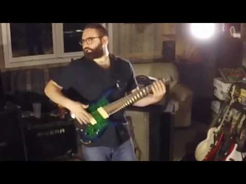 how to play an 8-string guitar