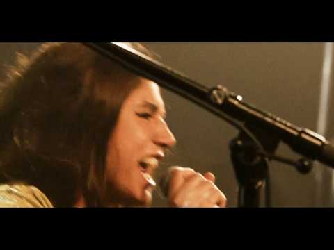 Irradié - Hommage à Jacques Higelin par Izïa / C'est Dans La Vallée 2019 (Official Music Video)