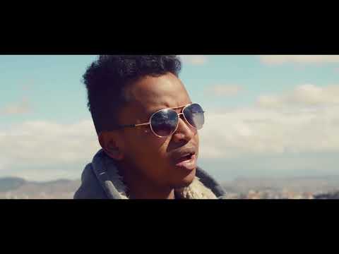 Fah Tsou Legass - Omeo azy (Clip officiel)