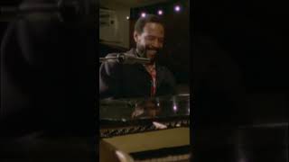 Marvin gaye  come get to this #marvingaye