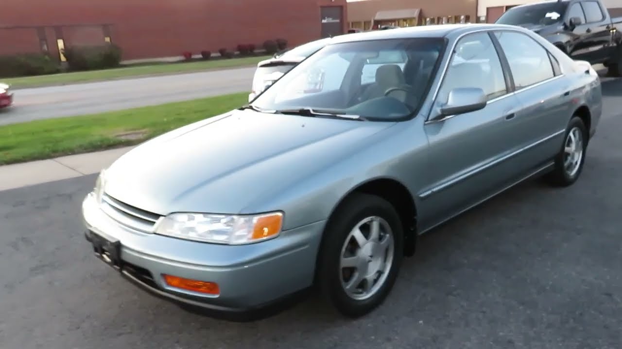 Best 90s Japan sedan 1995 Honda Accord EX 2.2L V-Tech 55k