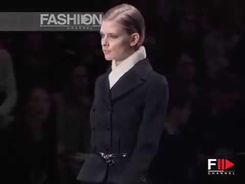 "Paco Rabanne" Autumn Winter 2004 2005 Paris 1 of 4 Pret a Porter by FashionChannel
