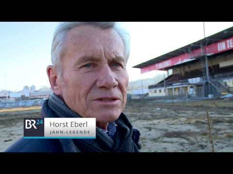 Traditionsstadion des SSV Jahn Regensburg wird abgerissen | BR24