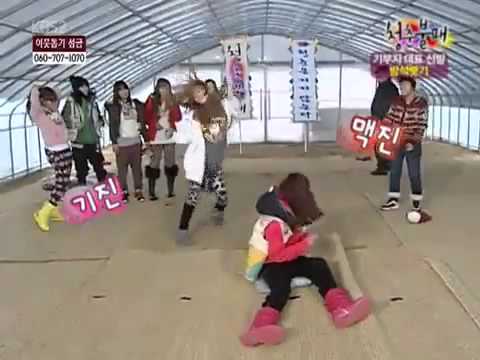 [101220] KARA Goo Hara Dance To Akkap version of Jumping
