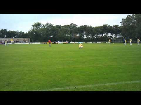 Geel Wit - Stiens 2-4   Doelpunt Peter Jan S. (2-3) Hoppa!