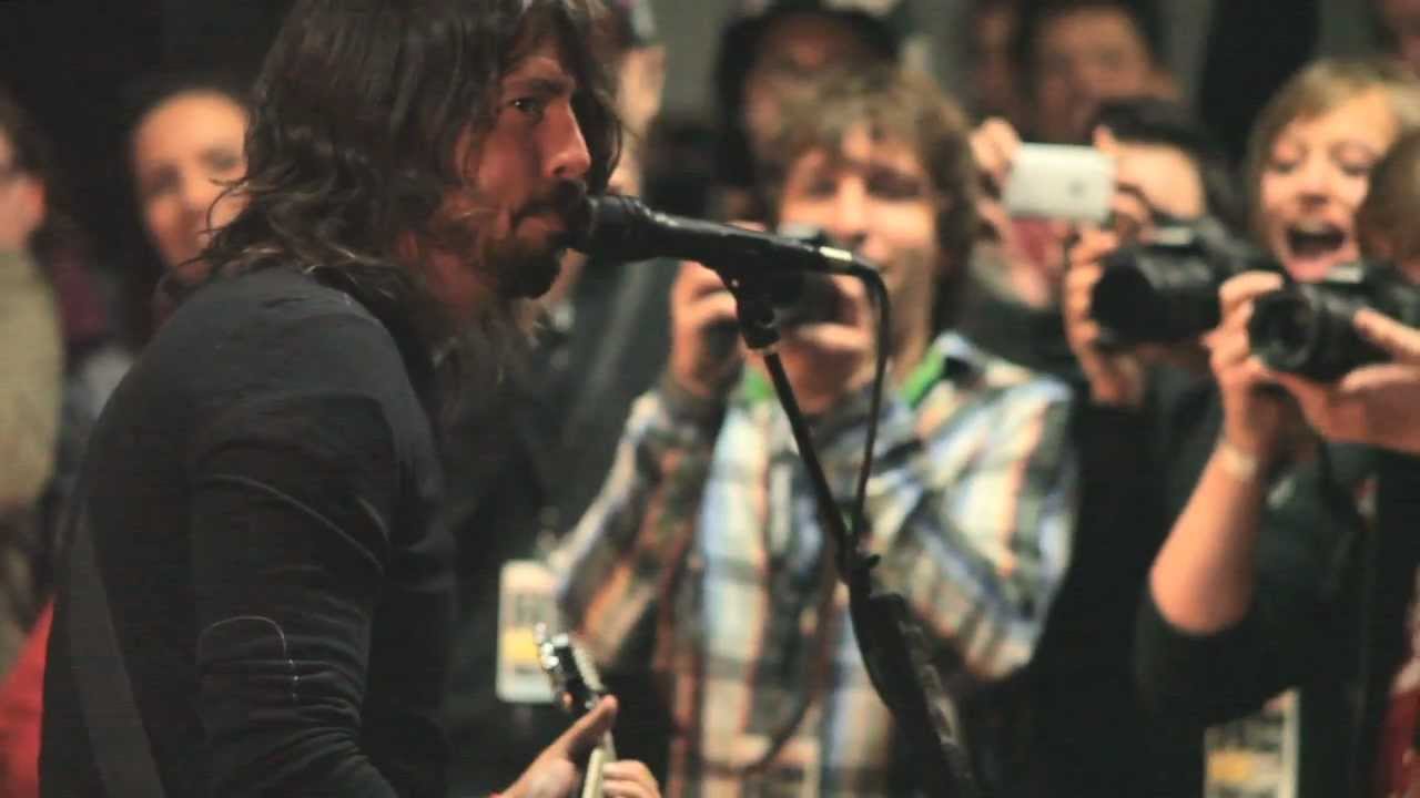 Foo Fighters Garage Tour Full Length - YouTube