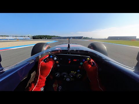 Rick van Barneveld and BOSS GP Racing Series | Official