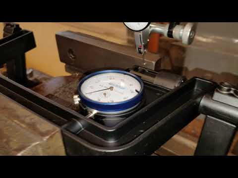 Leveling the vise on my Bridgeport milling machine.