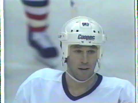 Chicago Blackhawks - 3 vs Boston Bruins - 4 - 03-03-1990