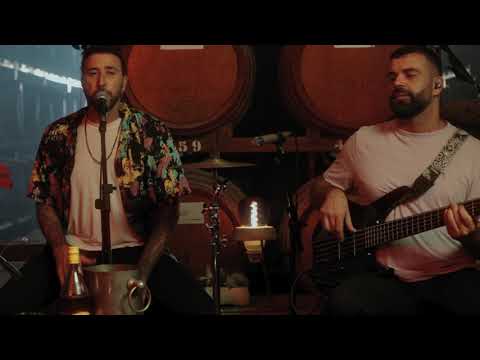 Efecto Pasillo – Salvajes Irracionales [Arehucas Sessions]
