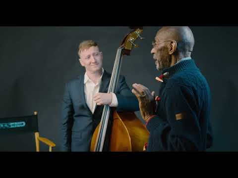 Ron Carter - Gives Brady Watt an upright bass lesson #roncarterbassist