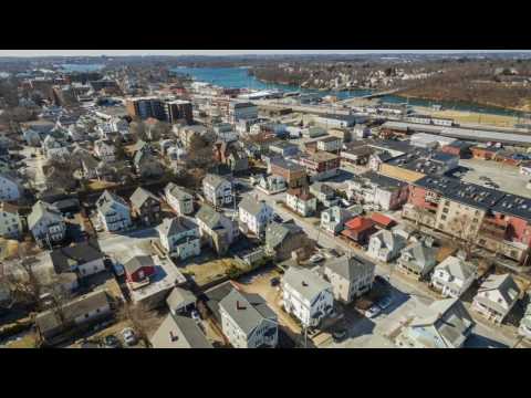 28 Arthur St, Unit 1, Beverly MA - Peter Lutts - Tel 978-979-1275