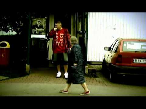 Pih - Zasznurowane Usta, Zaciśnięta Pięść