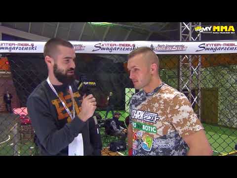 Mateusz Zawadzki po wygranej przez nokaut z Dominikiem Chmielem na Armia Fight Night 2 w Łomży