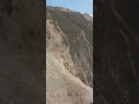 #En_Singa ▶️Un deslizamiento de tierra en el sector Cachca (distrito de Singa, Huamalíes - Huánuco)