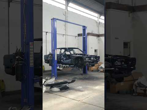 Thumbnail for The BMW E30 restoration and repaint process will be broadcast as soon as possible by BMW, BMW E3