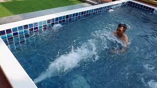 สระว่ายน้ำ counter current ของ Like Heaven สระว่ายน้ำ counter current ของ Like Heaven