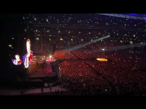 Coldplay (20/8/2022) Paradise @Wembley, Saturday