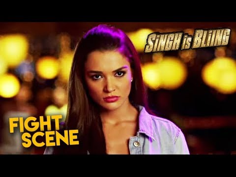 Amy Jackson Fight Scene | Singh is Bliing | Akshay Kumar, Lara Dutta | HD