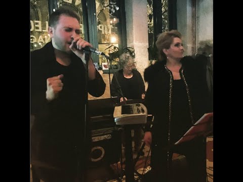 Hot Casandra - Operatic Female Having A Crack (Live @ Energiea)