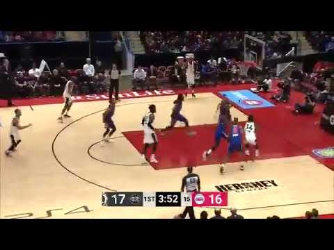 Alfonzo Mckinnie Rim attack