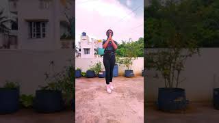 Download lagu CHUNG HA- 'Gotta Go' Dance cover | Moonwavez mp3
