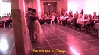 MARIA INES BOGADO Y SEBASTIAN JIMENEZ bailando el tango EL ABROJITO en FLOREAL MILONGA