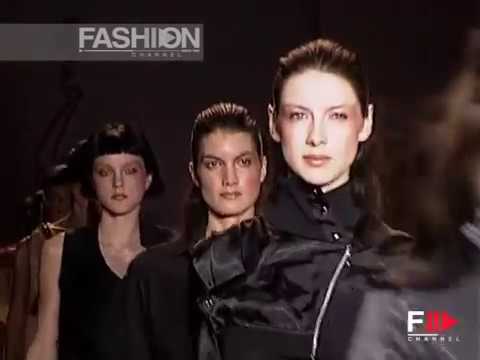 "Amaya Arzuaga" Spring Summer 2004 Milano 2 of 2 Pret a Porter Woman by FashionChannel