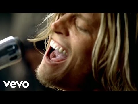 Puddle Of Mudd - Away From Me online metal music video by PUDDLE OF MUDD