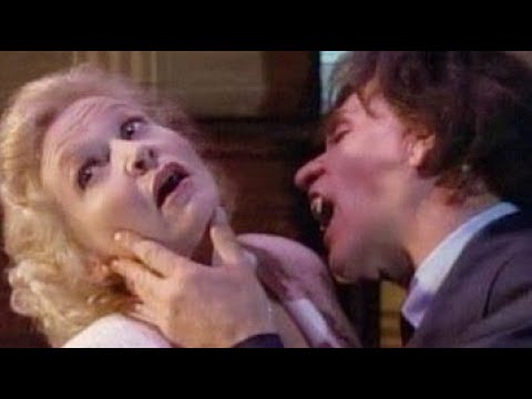 The Reluctant Vampire - Tales from the Crypt S3E7
