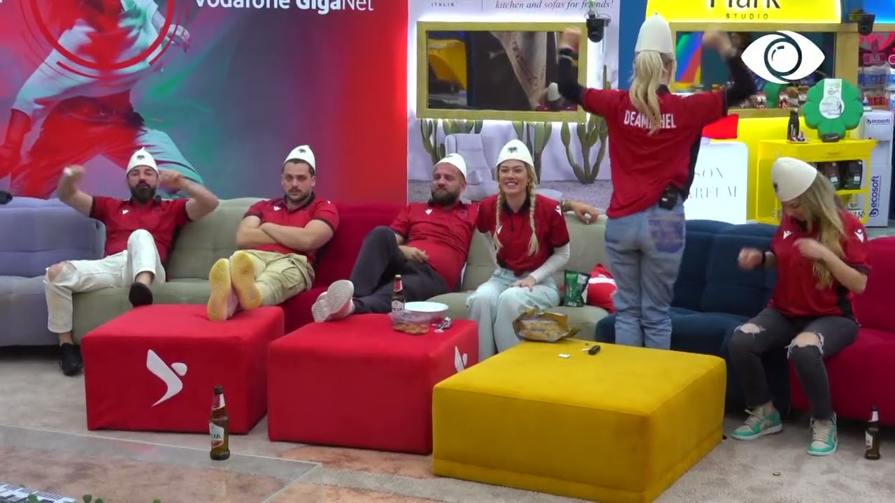 Përshëndetje për mbështetësit specialë të Kombëtares! Banorët ndjekin live Poloni-Shqipëri