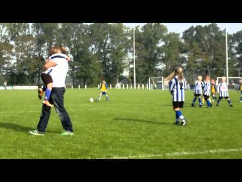 Warmunda F3 eerste doelpunt