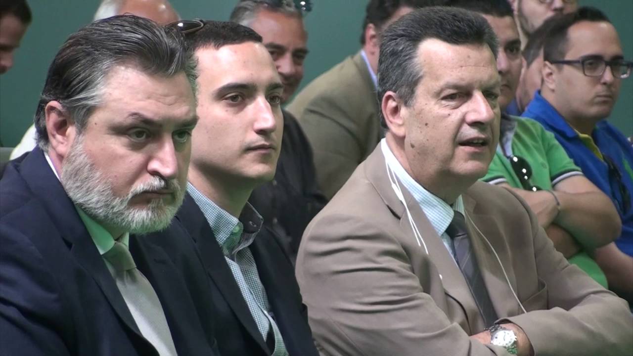 Η νεα Λεωφορος… backstage | pao.gr