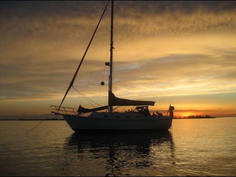 Island Packet 32 for sale at Connect Yachtbrokers