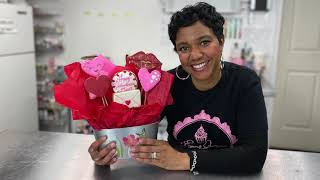 How to Design a Valentine's Day Sugar Cookie Bouquet!