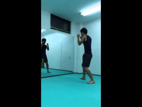 シェイプアップ・キック＆ボクササイズ、8/5コンビネーション