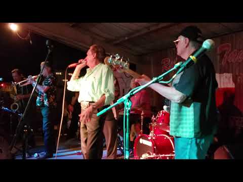 Roy Head - Treat Her Right live at Riley's Tavern in Hunter, TX 9/6/2019