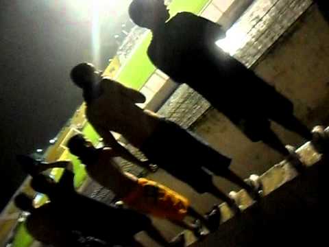 Flamengo 3 x 0 São José - Copinha 2011 - Feinho dançando kkkkkk!