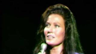 loretta lynn          &quot;kinfolks holler&quot;