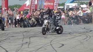 preview picture of video 'Stunt riding Kunmadaras 2013.05.01. - Palatinus Attila'
