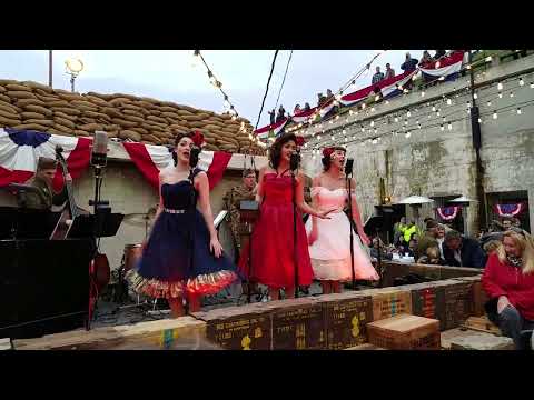 In The Mood,The Satin Dollz, perform at The Great Los Angeles Air Raid of 1942 , Feb 26, 2017