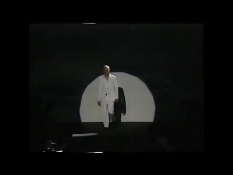 Gucci menswear spring-summer 1999