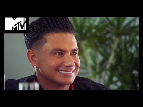 Video trailer för MTV’s Biggest Stars Are Looking For Love | Game Of Clones | MTV