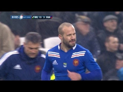 Michalak  Penalty Miss on half-time, Ireland v France 09 March 2013