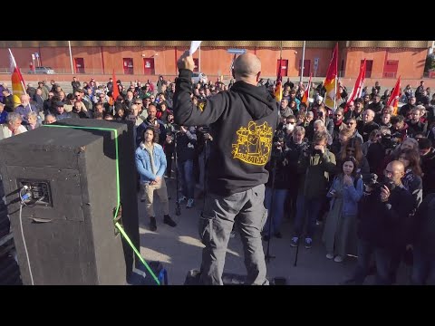 Ex Gkn. In centinaia per impedire lo smantellamento