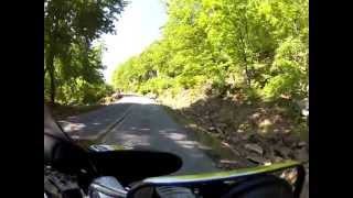 preview picture of video 'Going up Arkansas 155 to Mount Nebo State Park'