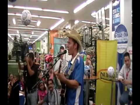 Polache - Pedazo de Mujer en vivo!