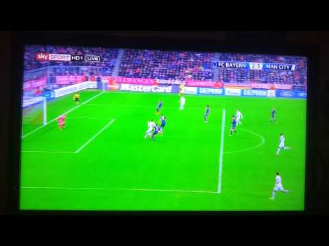Bayern vs ManCity [2:3] 10.12.2013 Boateng fail
