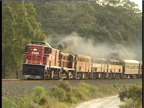 Diesel locos 4916, 4803 with Alco streamliners 4490, 4458 & 4461 - Canberra tour - December 2002