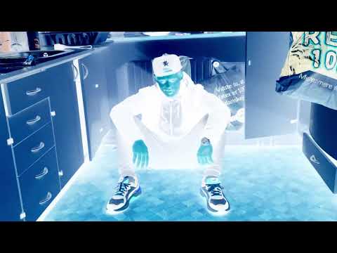 FATTIGFELLAH - HUN ER HELT BLÆST